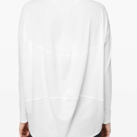 Lululemon Back In Action Long Sleeve Size 6 - Picture 2 of 7